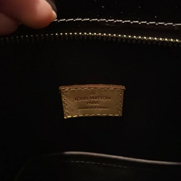 Authentic vintage Louis Vuitton Houston tote bag in dark red vernis - Picture 12 of 16